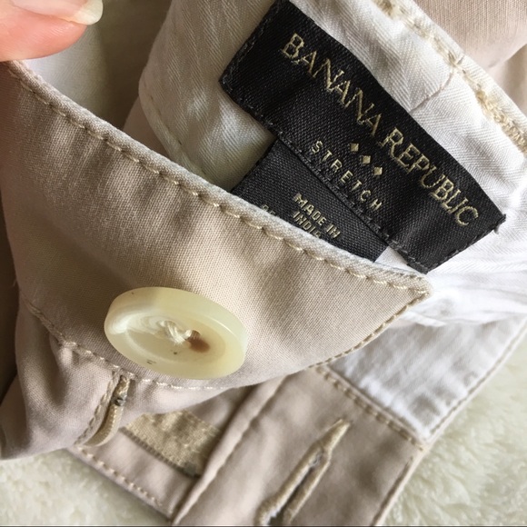 {BANANA REPUBLIC} Stretch Cream Slim Cropped Pant - Picture 6 of 6